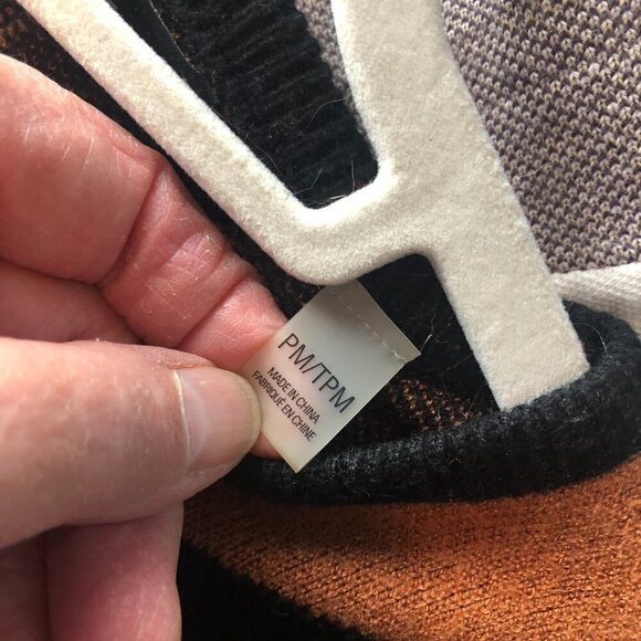 Tahari Chevron Stripe Sweater - Picture 3 of 8